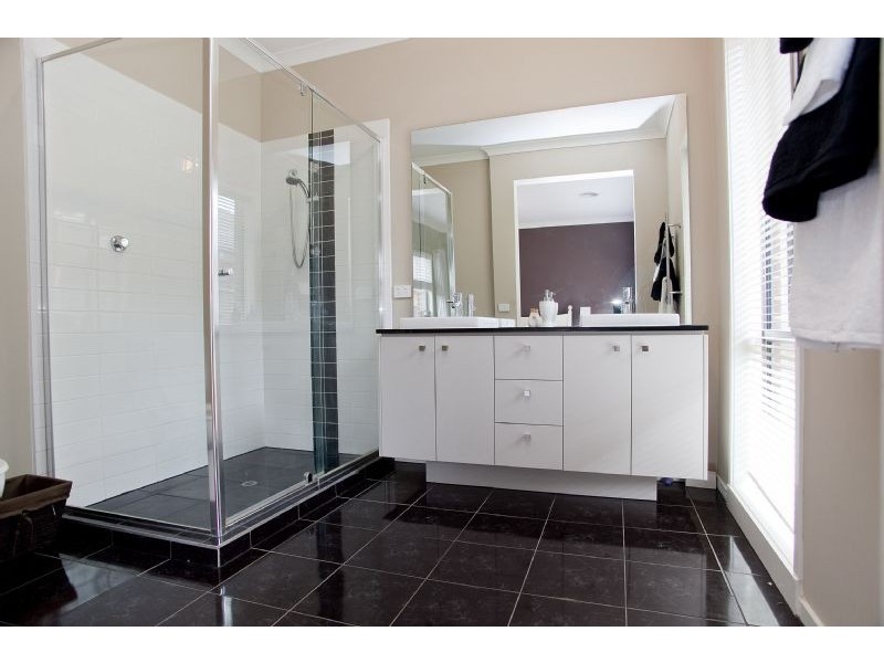 20 Grove Road, Craigieburn VIC 3064
