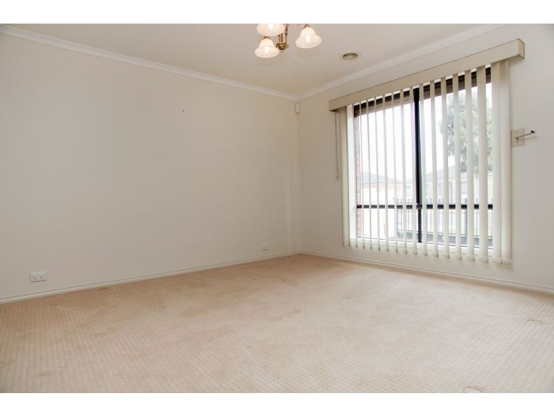 13 Botanic Rise, Craigieburn VIC 3064