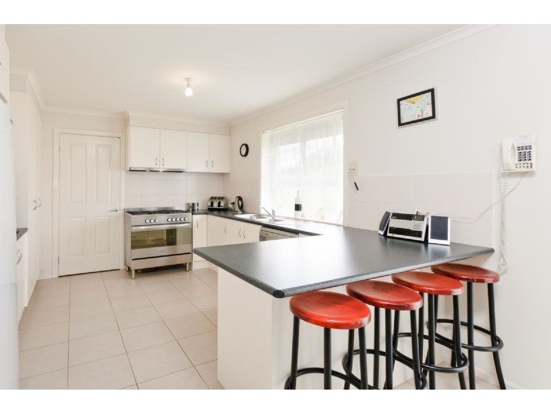 5 Tallgum Place, Craigieburn VIC 3064