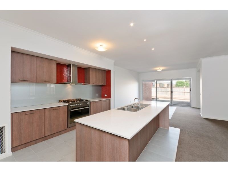 4 Bellfield Drive, Craigieburn VIC 3064
