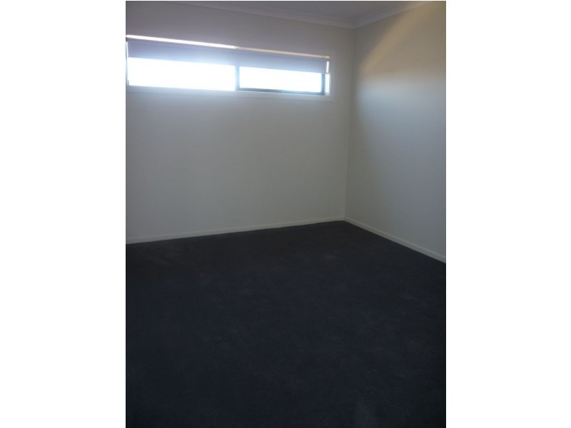 7 Pearce Way, Craigieburn VIC 3064