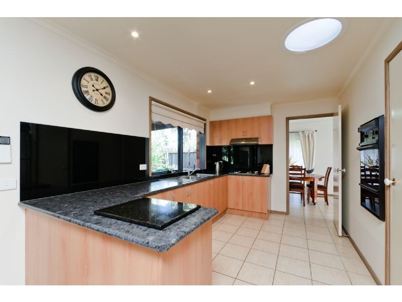 34 Watford Crescent, Craigieburn VIC 3064