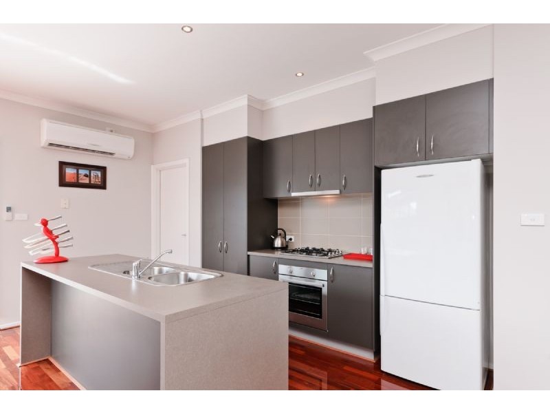 85 Mareeba Way, Craigieburn VIC 3064