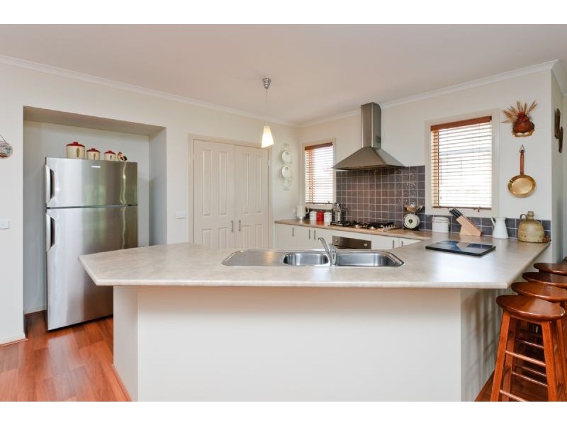 6 Monarch Way, Craigieburn VIC 3064