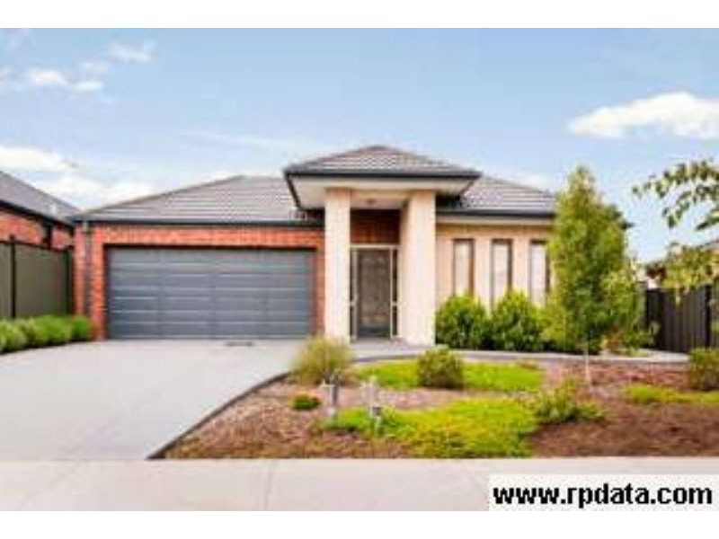 10 Meadow Street, Craigieburn VIC 3064