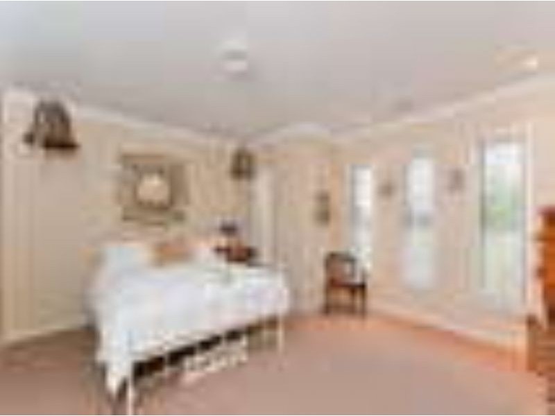 10 Meadow Street, Craigieburn VIC 3064