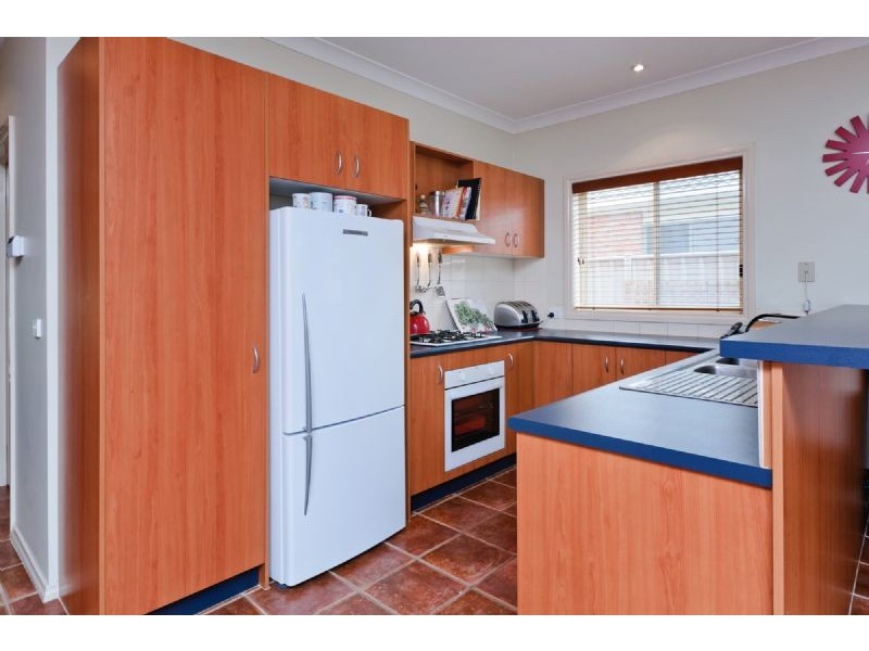 6 Waterdale Rise, Craigieburn VIC 3064