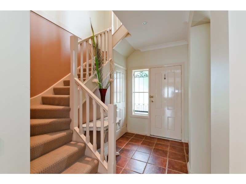 6 Waterdale Rise, Craigieburn VIC 3064