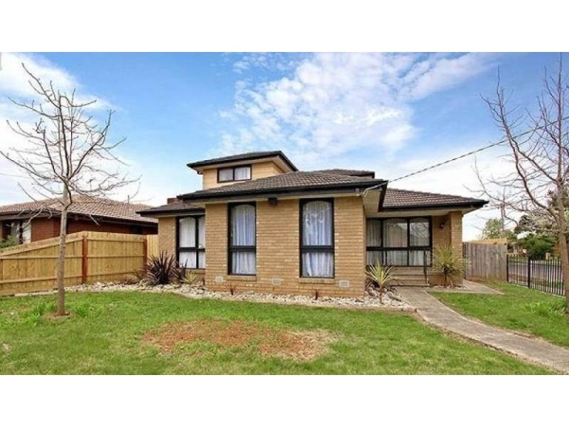 14 Wattleglen Street, Craigieburn VIC 3064