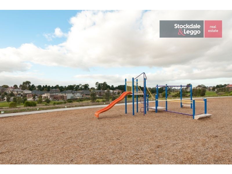 1/11 Leveque Loop, Craigieburn VIC 3064