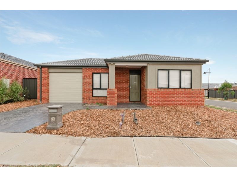 74 Huntington Drive, Craigieburn VIC 3064