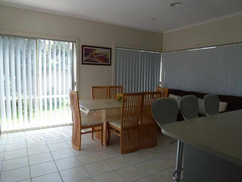 10 Explorers Place, Craigieburn VIC 3064