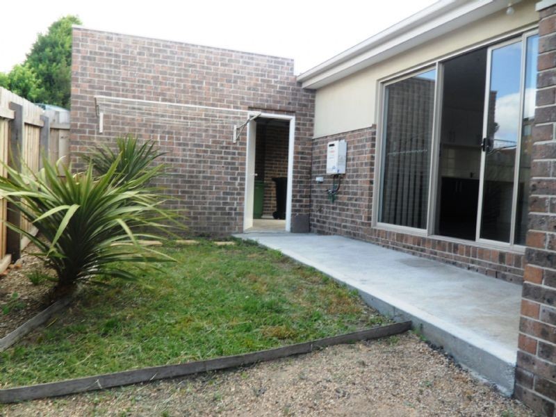 4/16 Belsay Place, Craigieburn VIC 3064