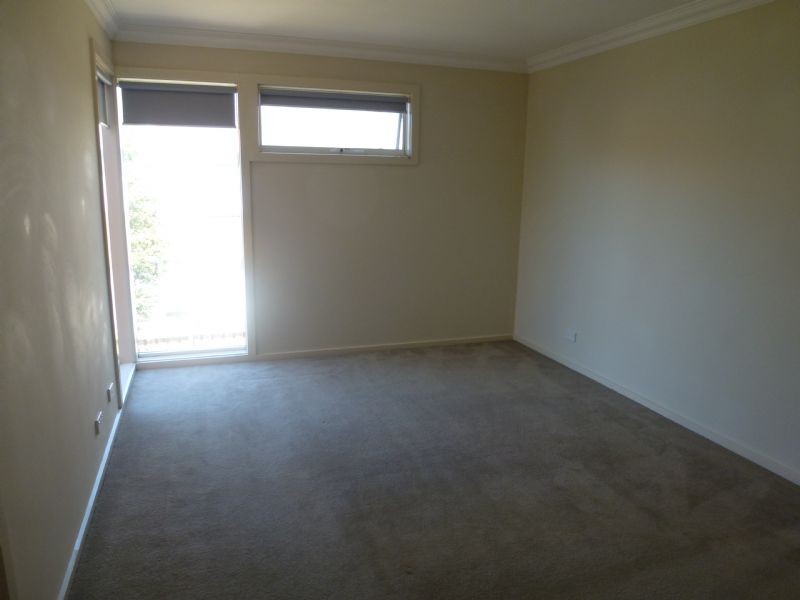 3 Portland Place, Roxburgh Park VIC 3064