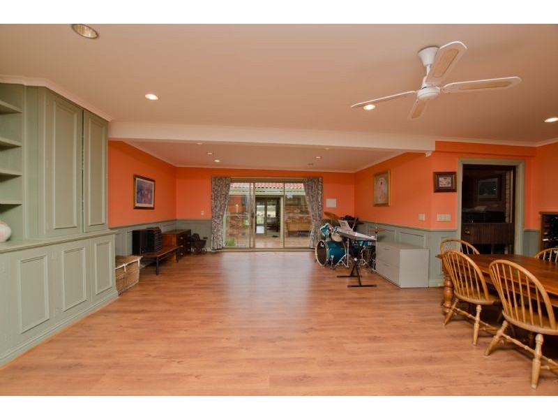 60 Dunhelen Lane, Yuroke VIC 3063