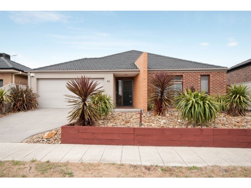 65 Golfview Drive, Craigieburn VIC 3064