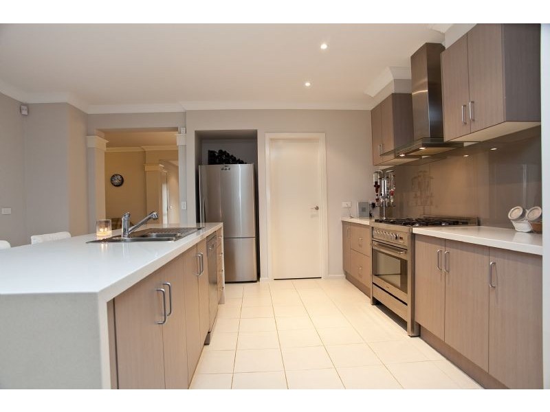 87 Newbury Boulevard, Craigieburn VIC 3064