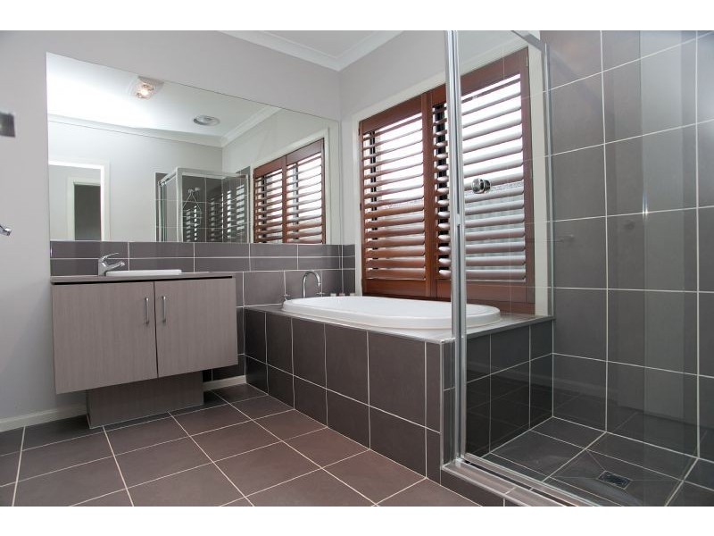 87 Newbury Boulevard, Craigieburn VIC 3064