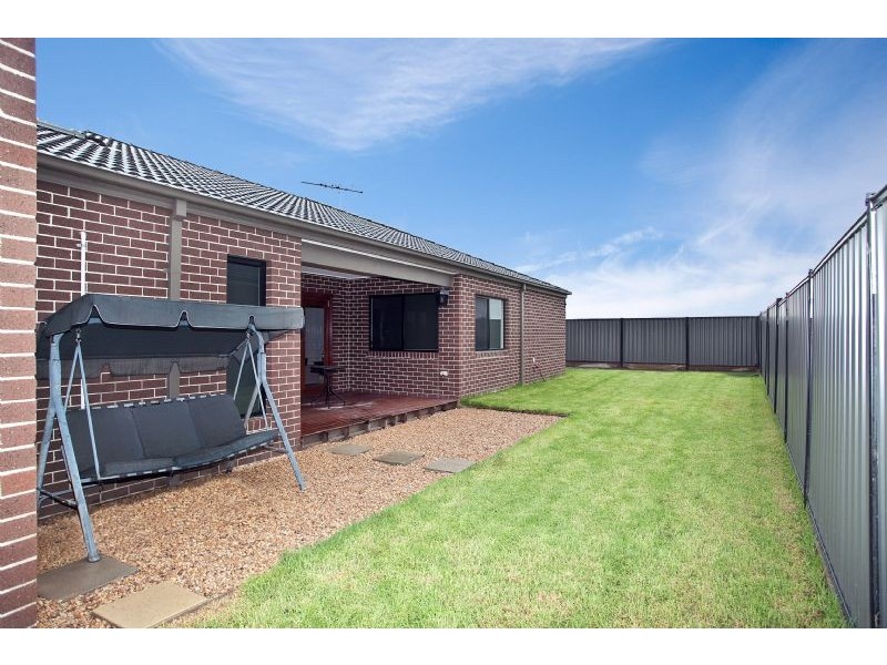 87 Newbury Boulevard, Craigieburn VIC 3064