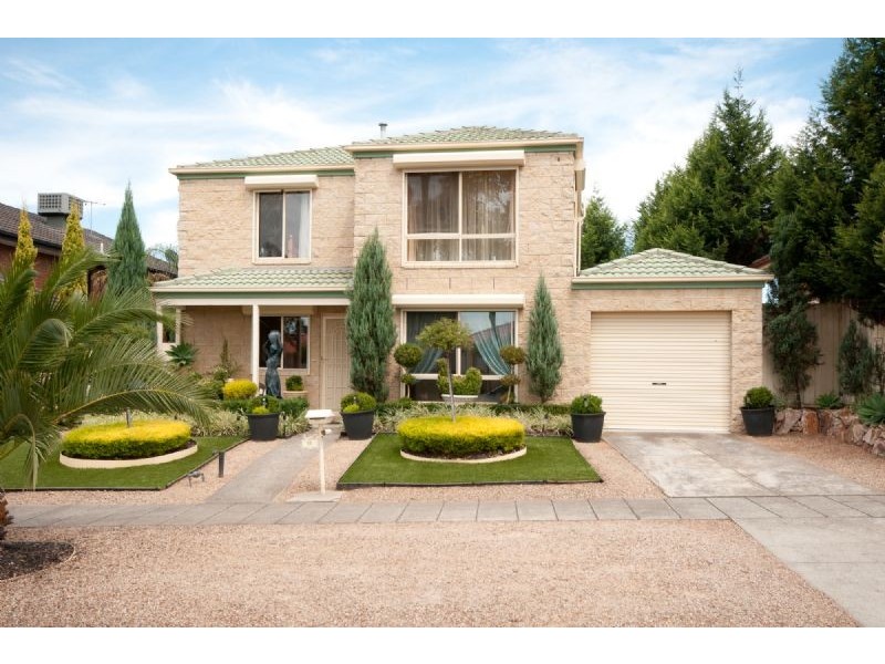11 The Ridge, Roxburgh Park VIC 3064