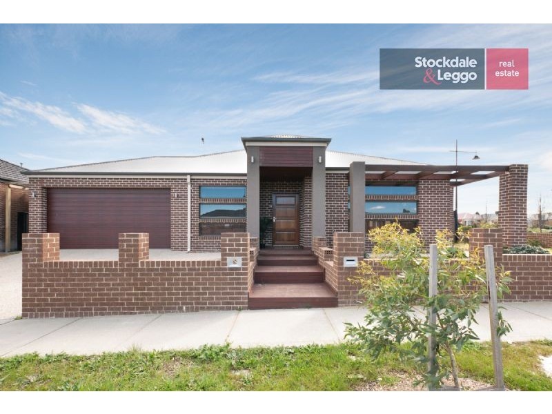 2 Middlesborough Drive, Craigieburn VIC 3064