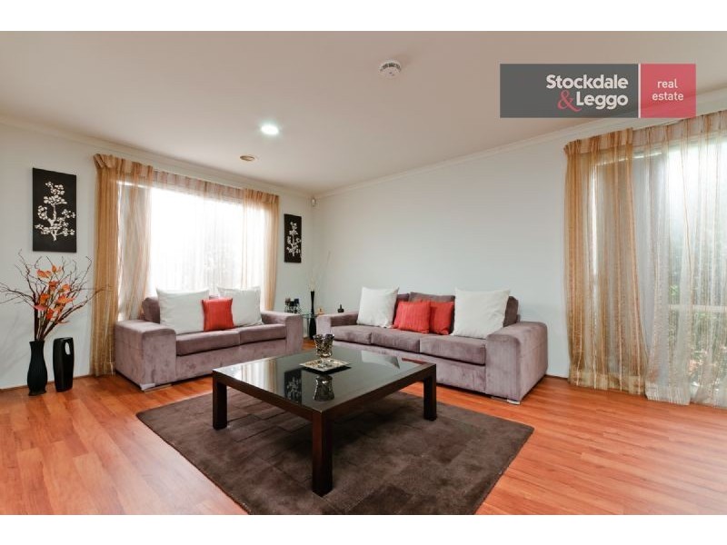 11 Banstead Nook, Craigieburn VIC 3064