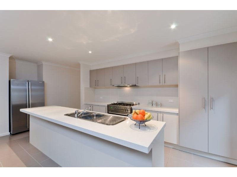 70 Huntington Drive, Craigieburn VIC 3064