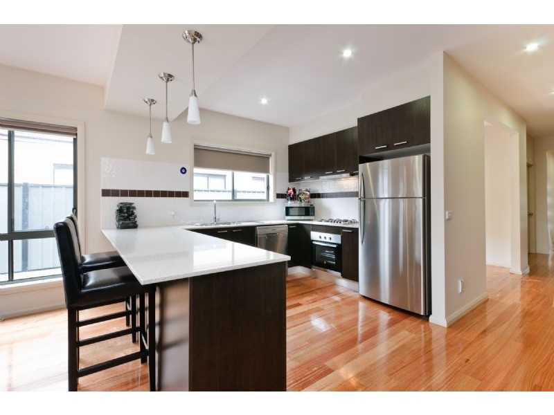 31 Watergum Avenue, Craigieburn VIC 3064