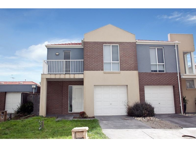 12 Brentwood Place, Roxburgh Park VIC 3064