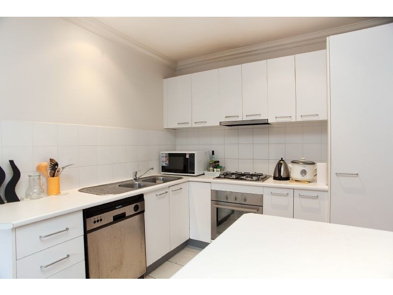 12 Brentwood Place, Roxburgh Park VIC 3064