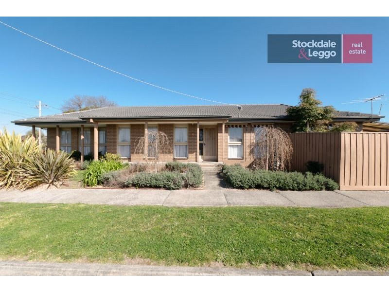 50 Wattleglen Street, Craigieburn VIC 3064