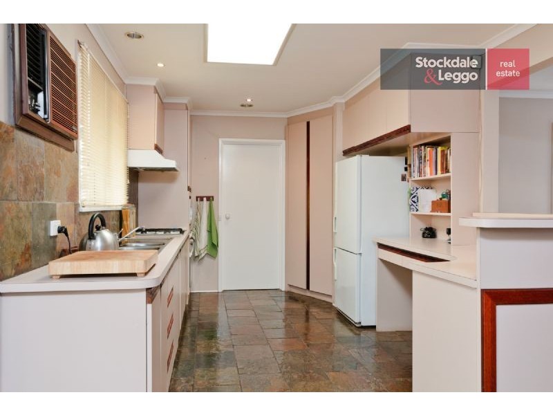 50 Wattleglen Street, Craigieburn VIC 3064