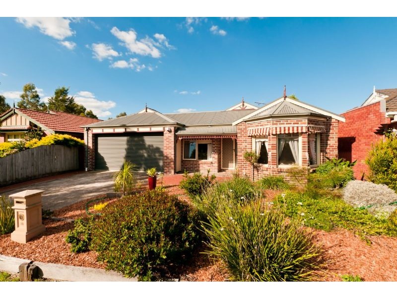 18 Magra Place, Roxburgh Park VIC 3064