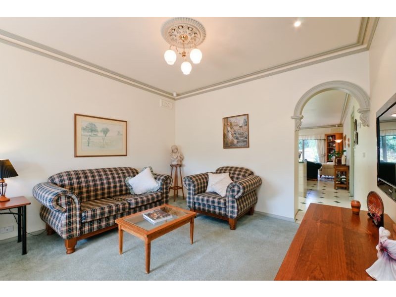 18 Magra Place, Roxburgh Park VIC 3064