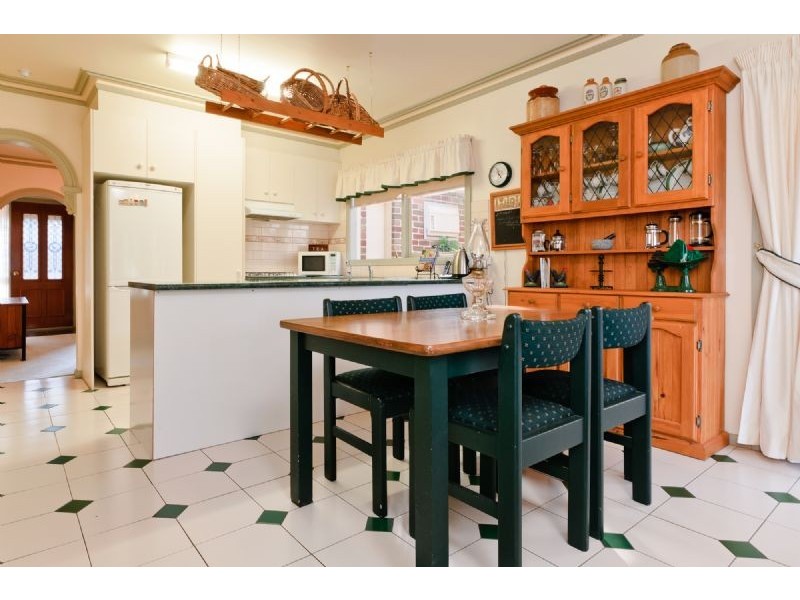 18 Magra Place, Roxburgh Park VIC 3064