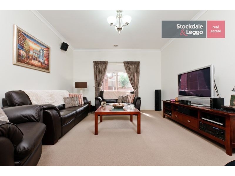 4 Maccoll Street, Craigieburn VIC 3064