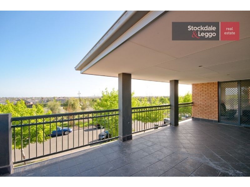 42 Burniston Avenue, Craigieburn VIC 3064