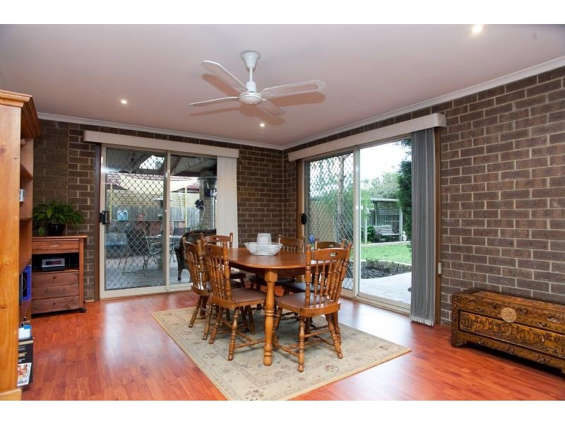 5 Watchet Court, Craigieburn VIC 3064