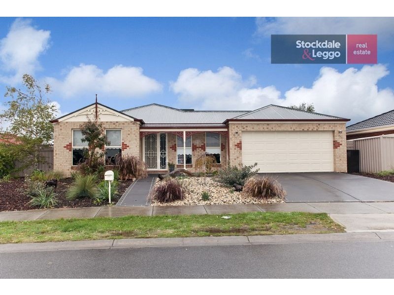 16 Hamilton Hume Parade, Craigieburn VIC 3064