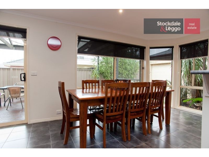 16 Hamilton Hume Parade, Craigieburn VIC 3064