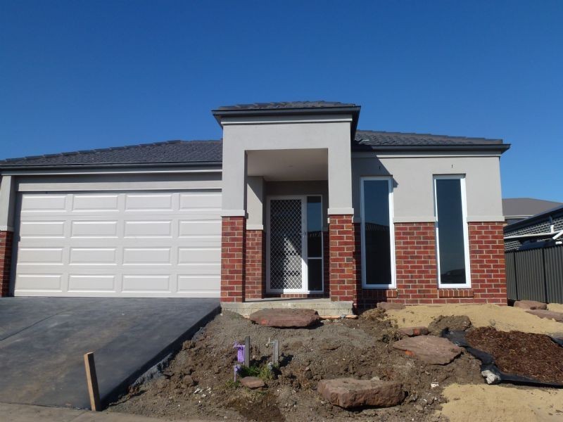 58 Wisteria Ave, Craigieburn VIC 3064