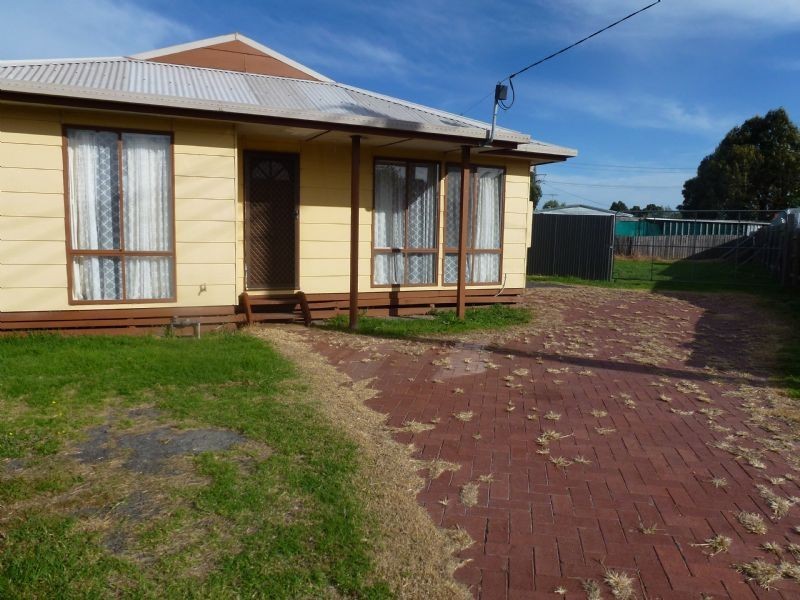 5 Mollard Court, Craigieburn VIC 3064