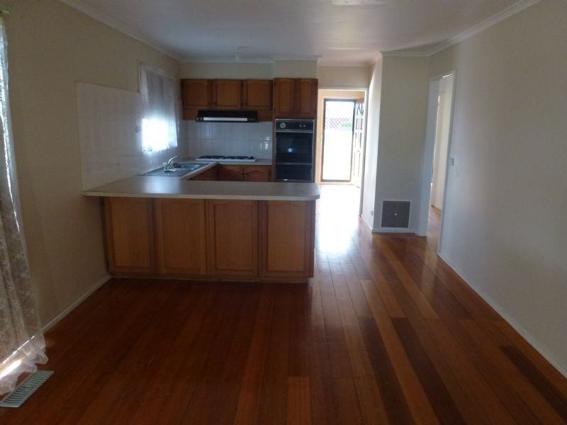 5 Mollard Court, Craigieburn VIC 3064