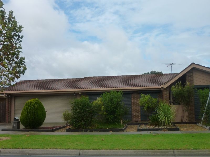 29  Newlyn Drive, Craigieburn VIC 3064
