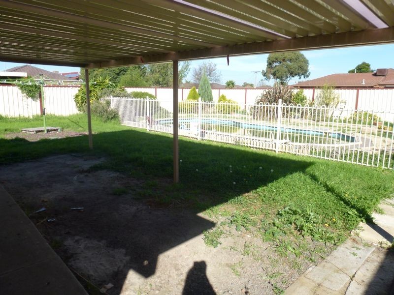 9 Metropolitan Avenue, Craigieburn VIC 3064
