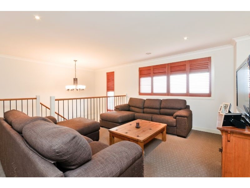 25 Cascade Terrace, Craigieburn VIC 3064