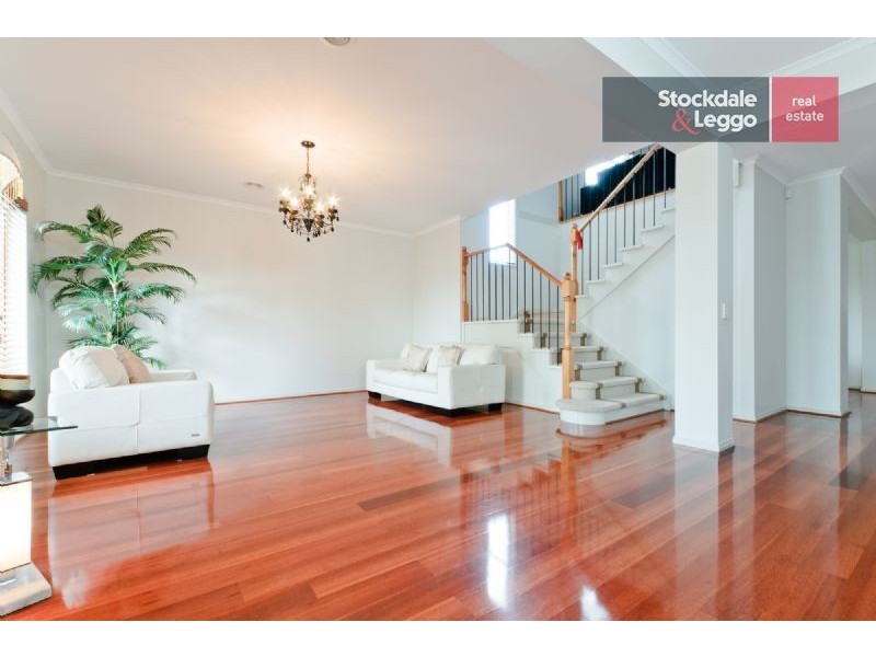 12 Windrock Avenue, Craigieburn VIC 3064