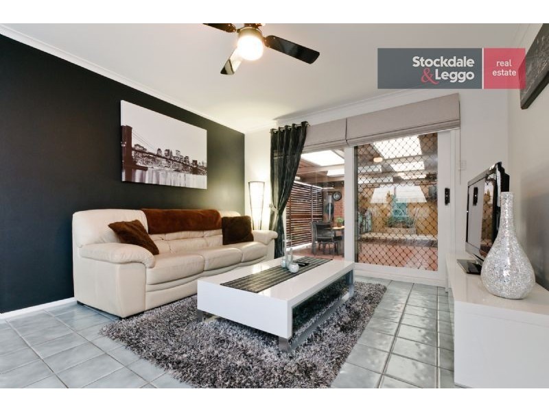 5 Tenby Court, Craigieburn VIC 3064