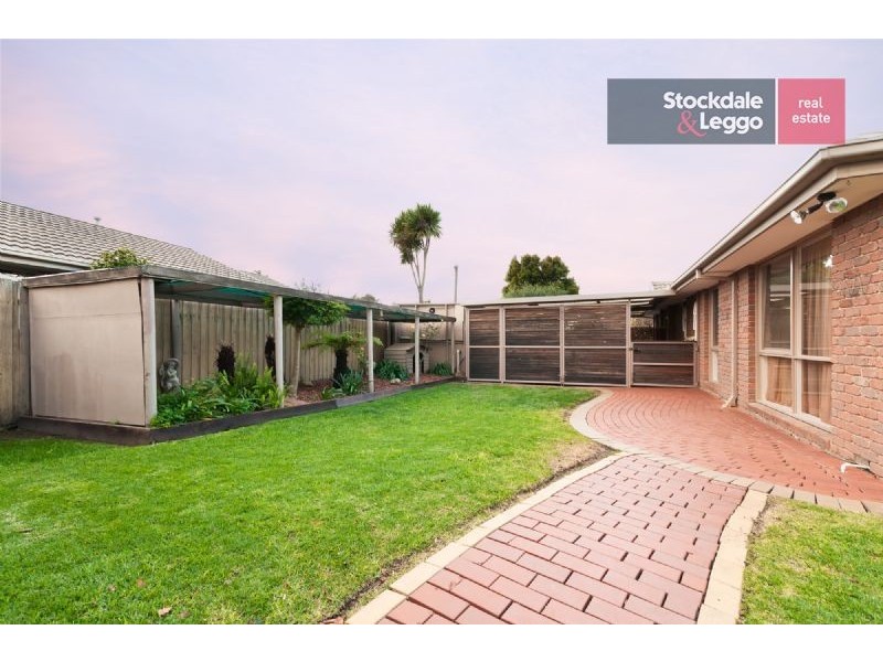 5 Tenby Court, Craigieburn VIC 3064