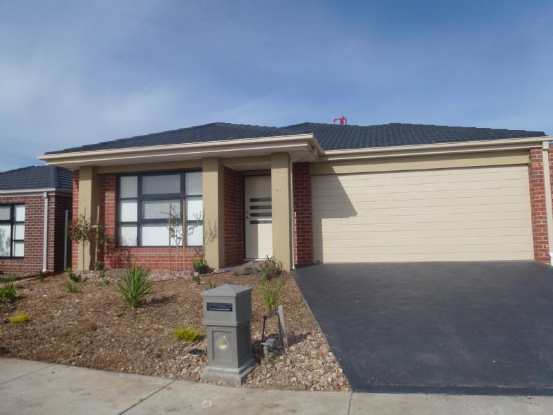 21  Ballybunion Avenue, Craigieburn VIC 3064